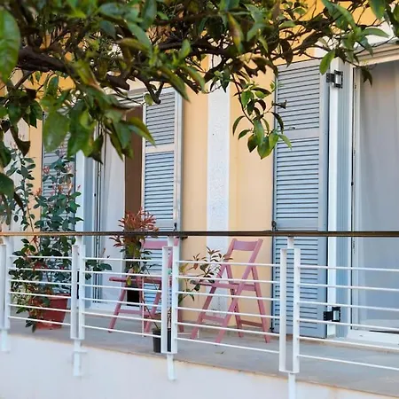 Charming Sweet @garitsa! Apartament